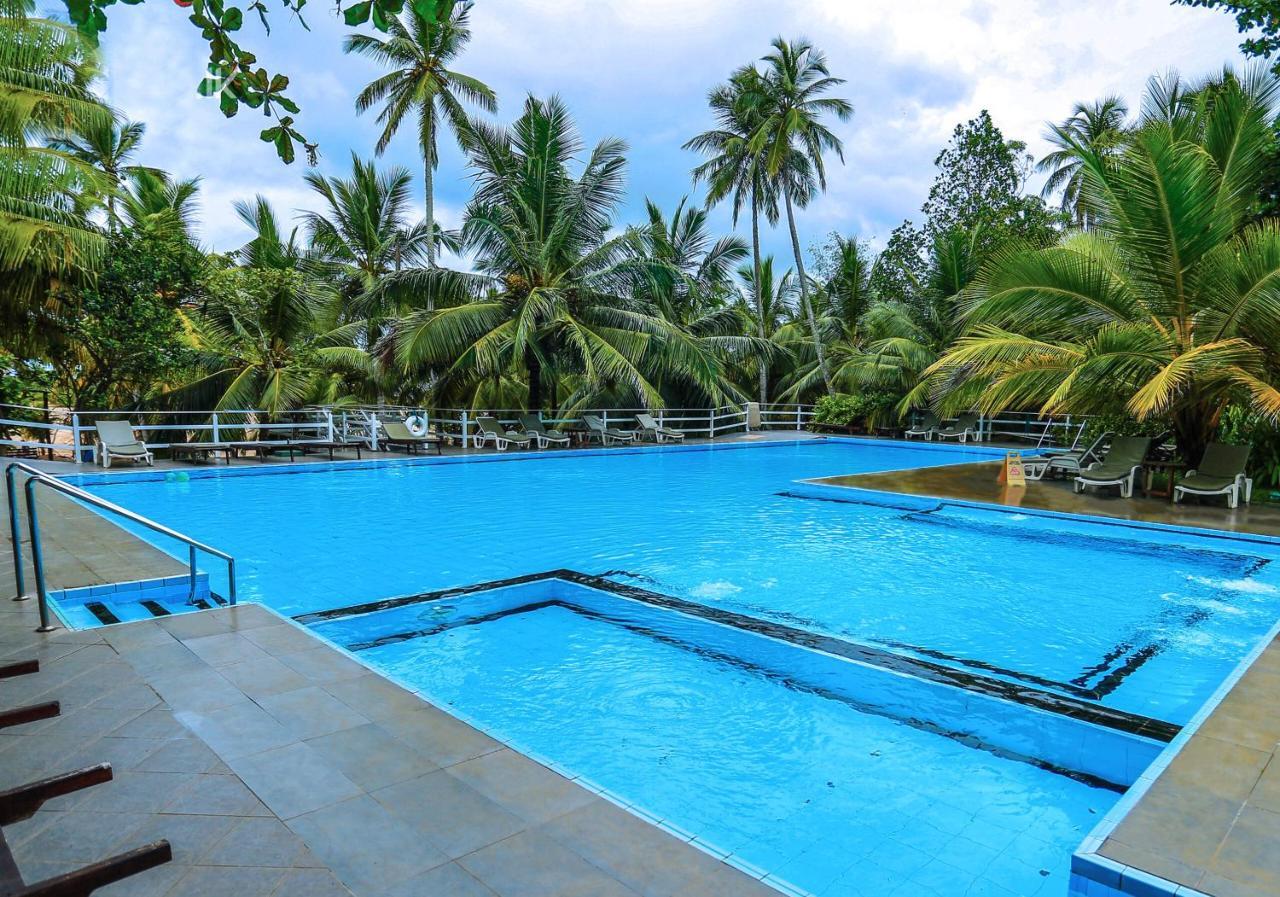 Lagoon Paradise Beach Resort Tangalle Exterior foto